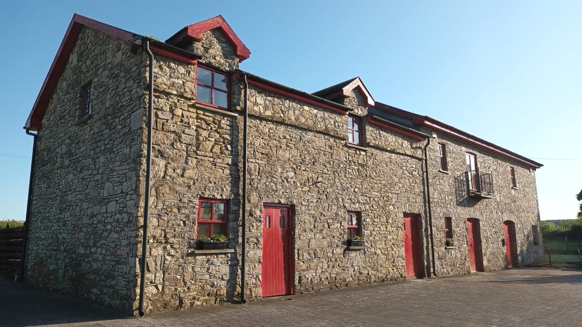 The Old Mill, Kilcorkey Bellanagare, Castlerea, County Roscommon - West Of Ireland - House 2 Holiday home *